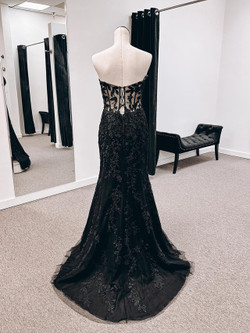 Black Mermaid Tulle Strapless Appliques Prom Dress